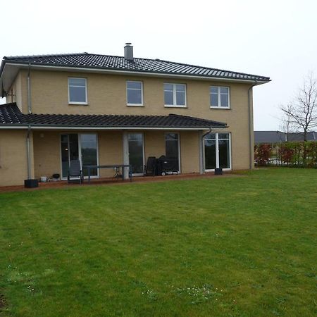 Vaerelse I Augustenborg I Stor Villa المظهر الخارجي الصورة