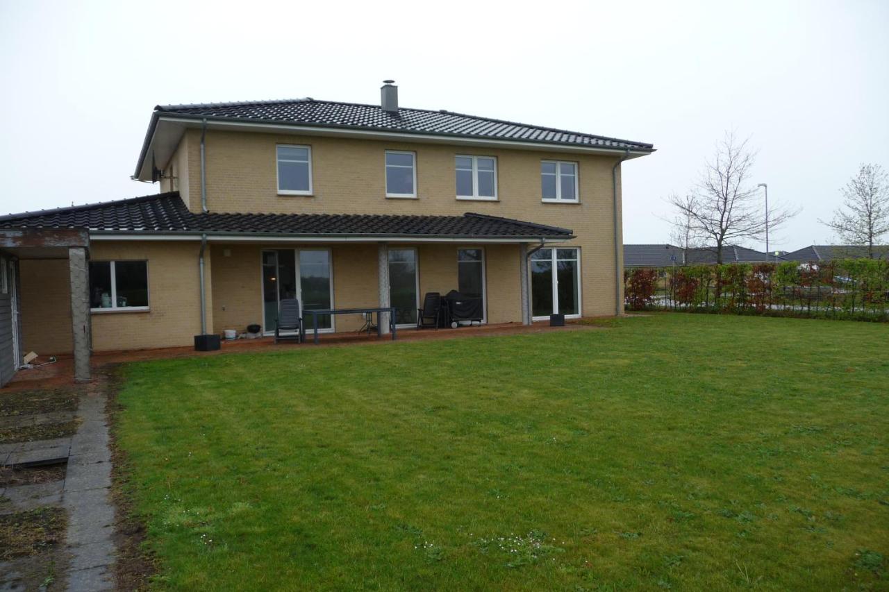 Vaerelse I Augustenborg I Stor Villa المظهر الخارجي الصورة